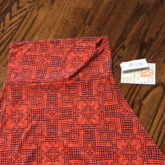 Lularoe Azure Skirt Size XS NWT - Picture 2 of 4